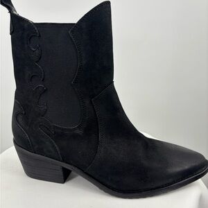 Gee WaWa Black Leather Tilly Boots, Size 9.5